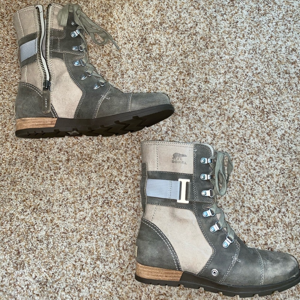 Sorel Women's Lace-Up Boots